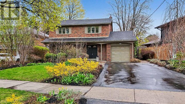 Property Photo: 11 Dunlace Drive ON M2L 2R8
