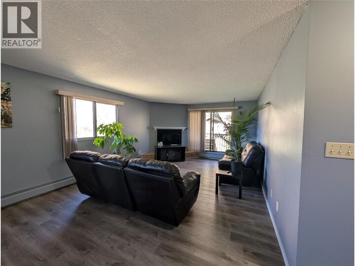 Property Photo: 3901 32 Avenue 414 BC V1T 8M3