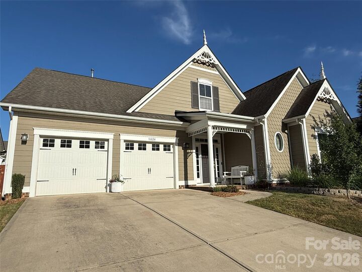 Property Photo:  16024 Oxford Glenn Drive  NC 28078 