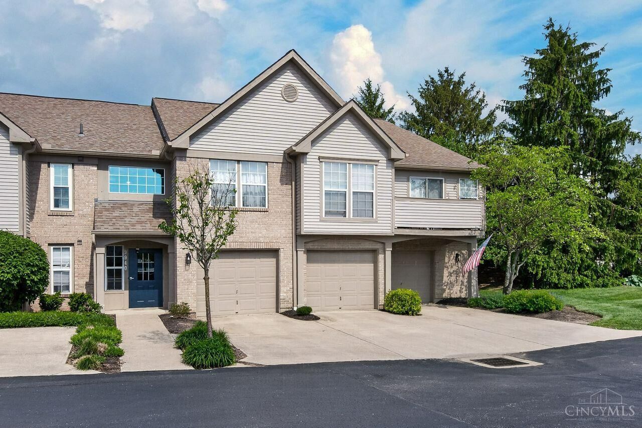 Property Photo:  9940 Shorewood Lane  OH 45241 
