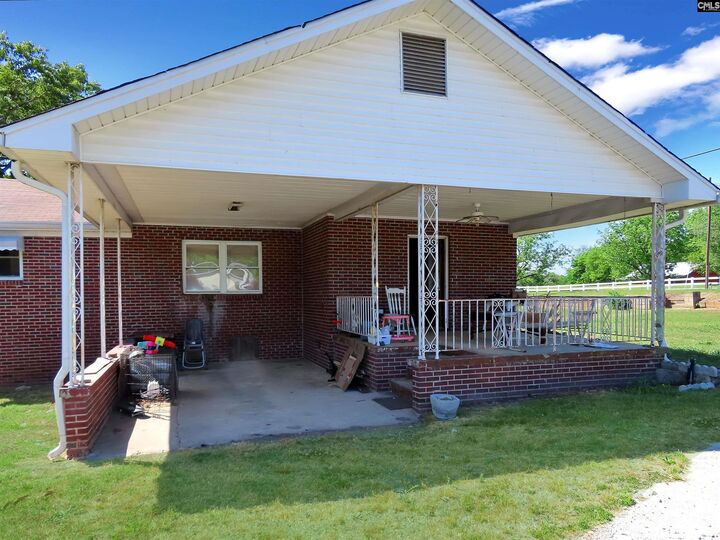 Property Photo:  2456 Sc-72  SC 29178 