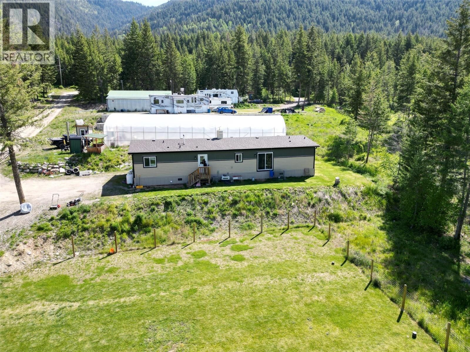 Property Photo: 3341 Glengrove Road BC V0E 2E0