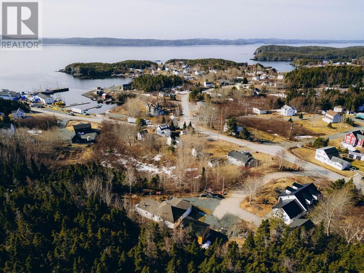Property Photo:  6 Moss Road  NL A0G 1Z0 