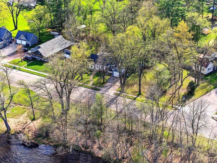 Property Photo:  812 Point Basse Avenue  WI 54457 