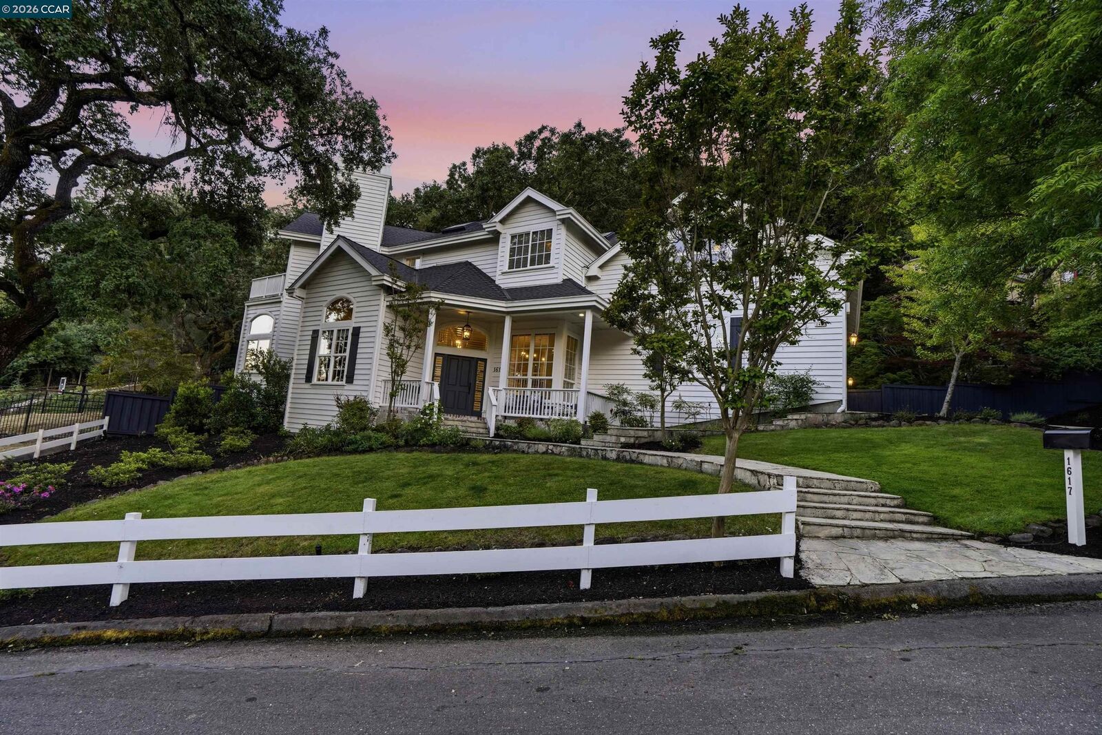 Property Photo:  1617 Campesino Ct  CA 94507 
