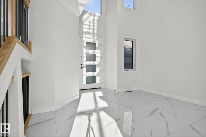 Property Photo:  6020 19 Street NE  AB T4X 3C4 