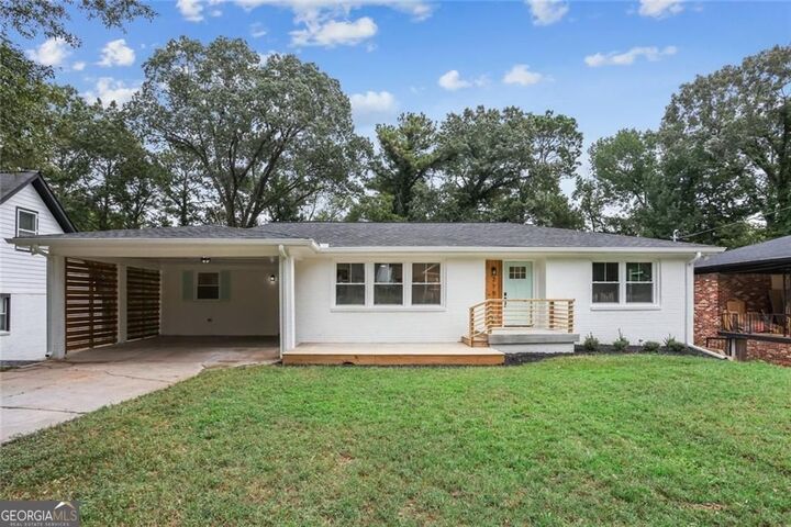 Property Photo:  2152 Edgemore Drive  GA 30316 