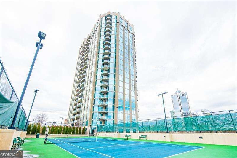 Property Photo:  2795 Peachtree Road 1909  GA 30305 