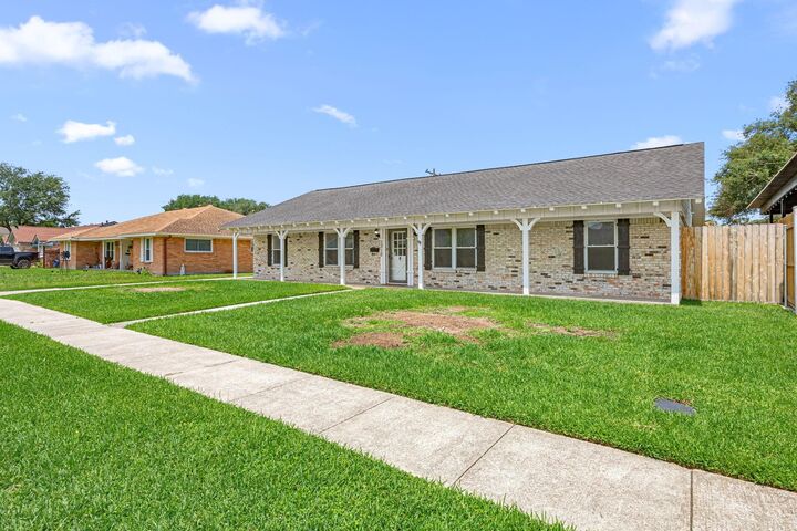 Property Photo:  1312 Hancock Avenue  TX 77502 