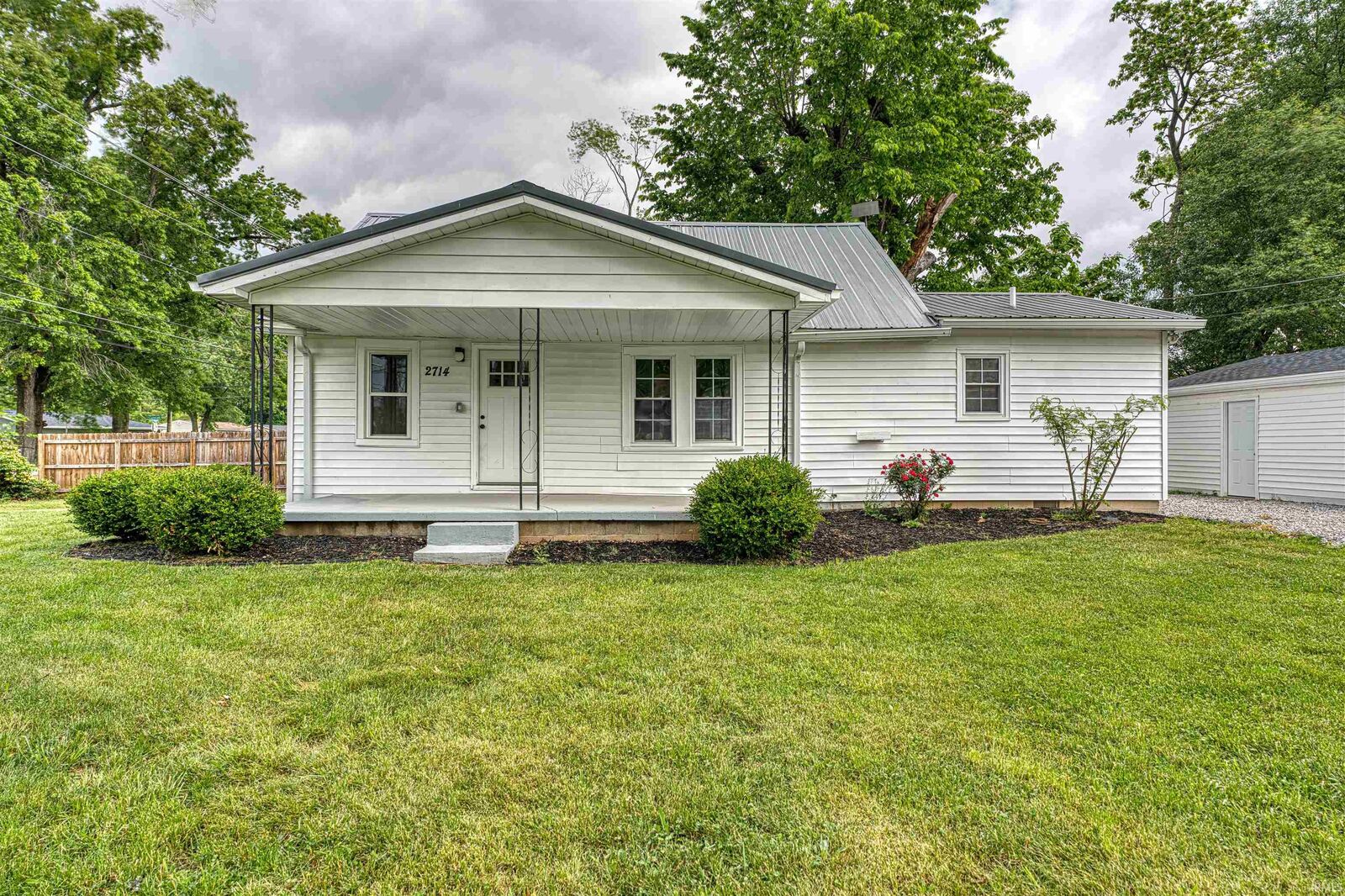 Property Photo:  2714 Vann Avenue  IN 47714 