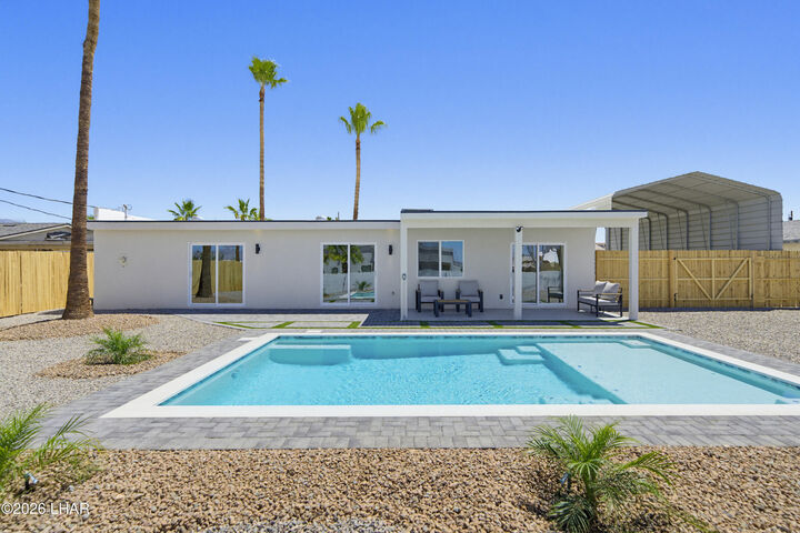 Property Photo: 213 Jade Ln AZ 86403
