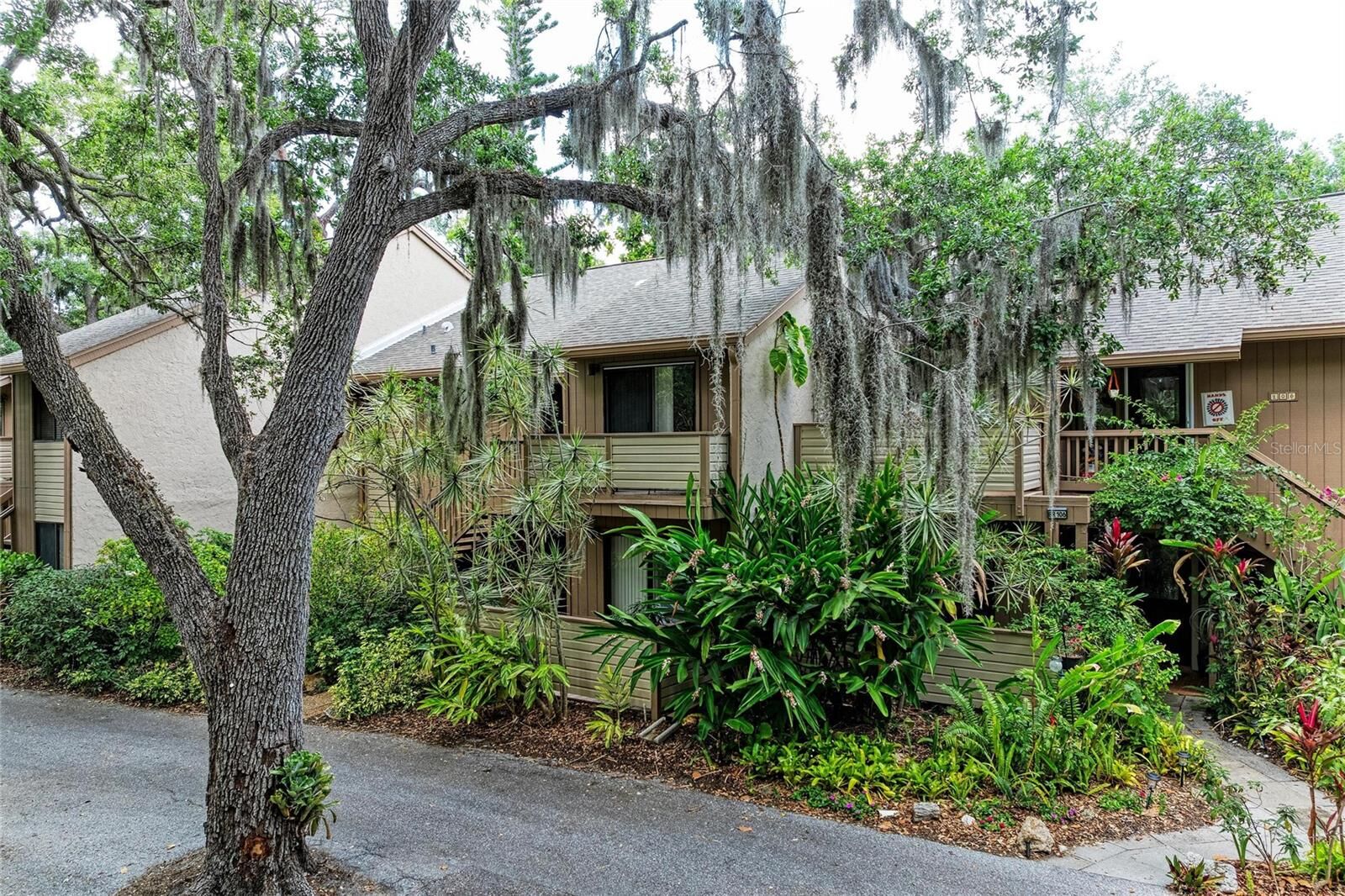 Property Photo:  1709 Clower Creek Drive 205  FL 34231 