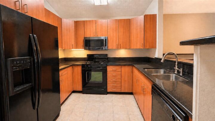 Property Photo:  1705 Circe Lake Court  FL 32826 