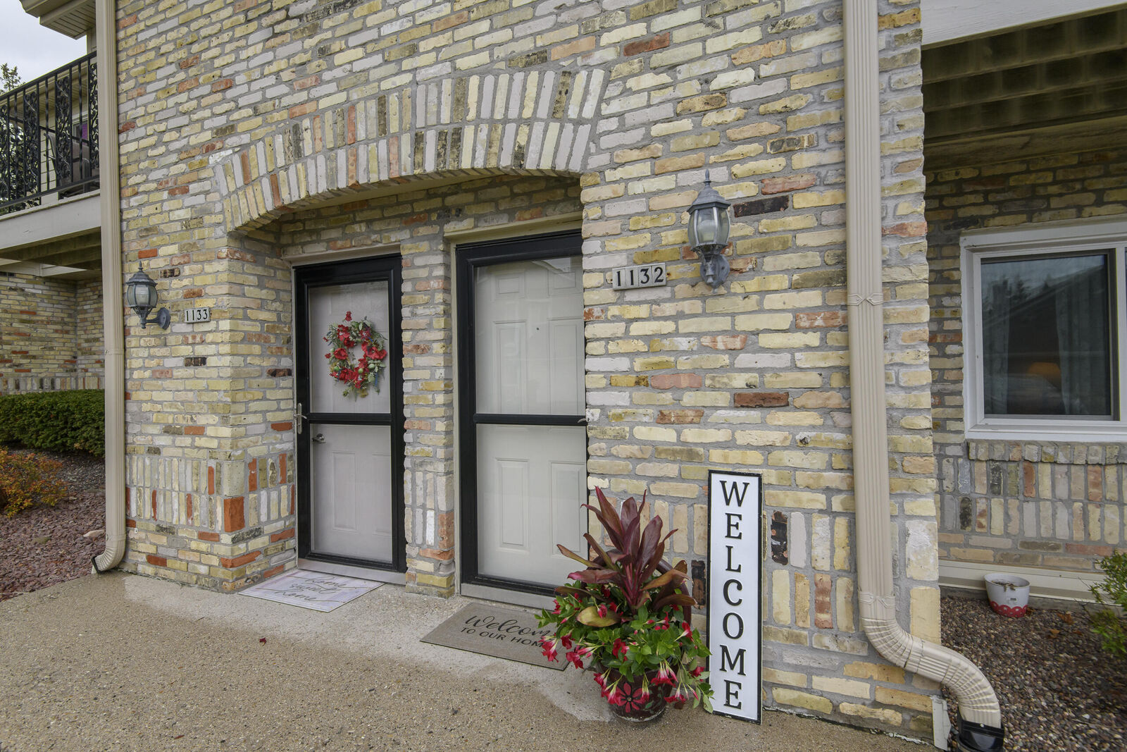 Property Photo:  1132 W Baldwin Ct  WI 53092 
