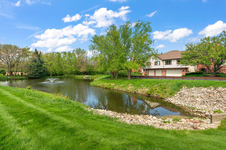 Property Photo:  17800 Cameron Parkway 17800  IL 60467 