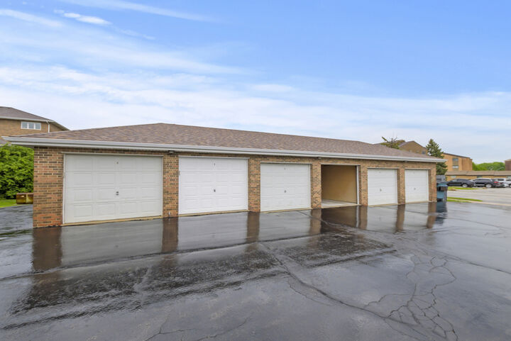 Property Photo:  15255 West Avenue 3S  IL 60462 