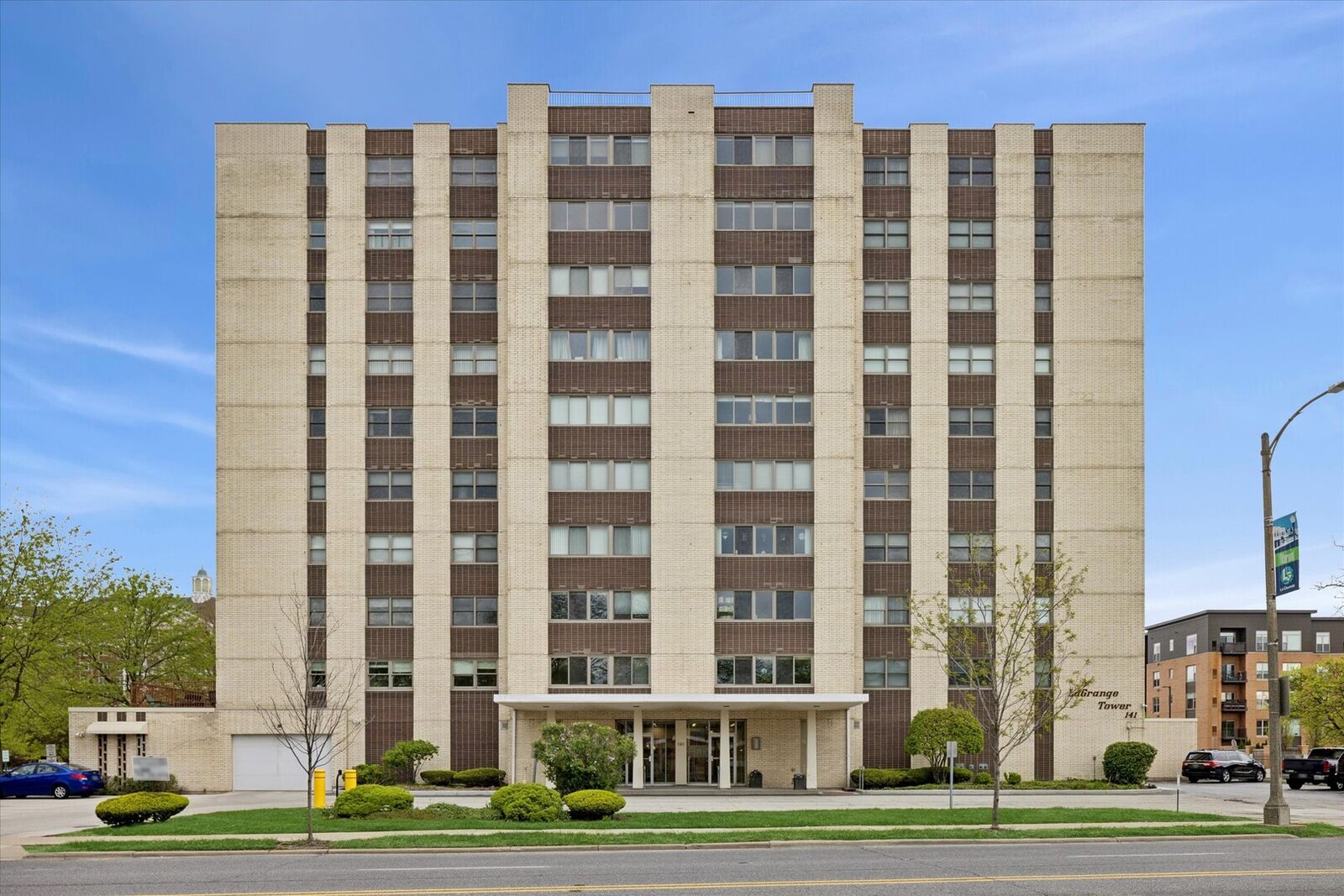 Property Photo:  141 N La Grange Road 903  IL 60525 