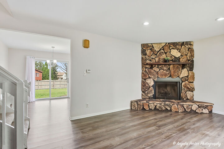 Property Photo:  213 Windridge Drive  IL 60050 