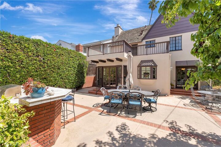 Property Photo:  259 Argonne  CA 90803 