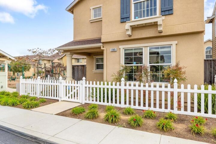 Property Photo:  12805 Rogge Village Loop  CA 93906 
