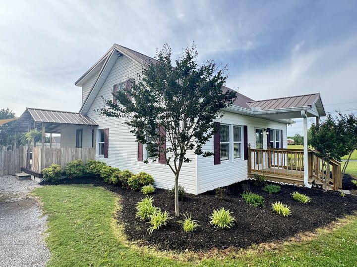 Property Photo:  19 Westside Rd  TN 38464 