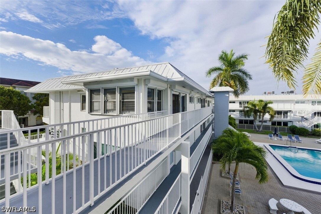 Property Photo:  1100 8th Avenue S 309C  FL 34102 