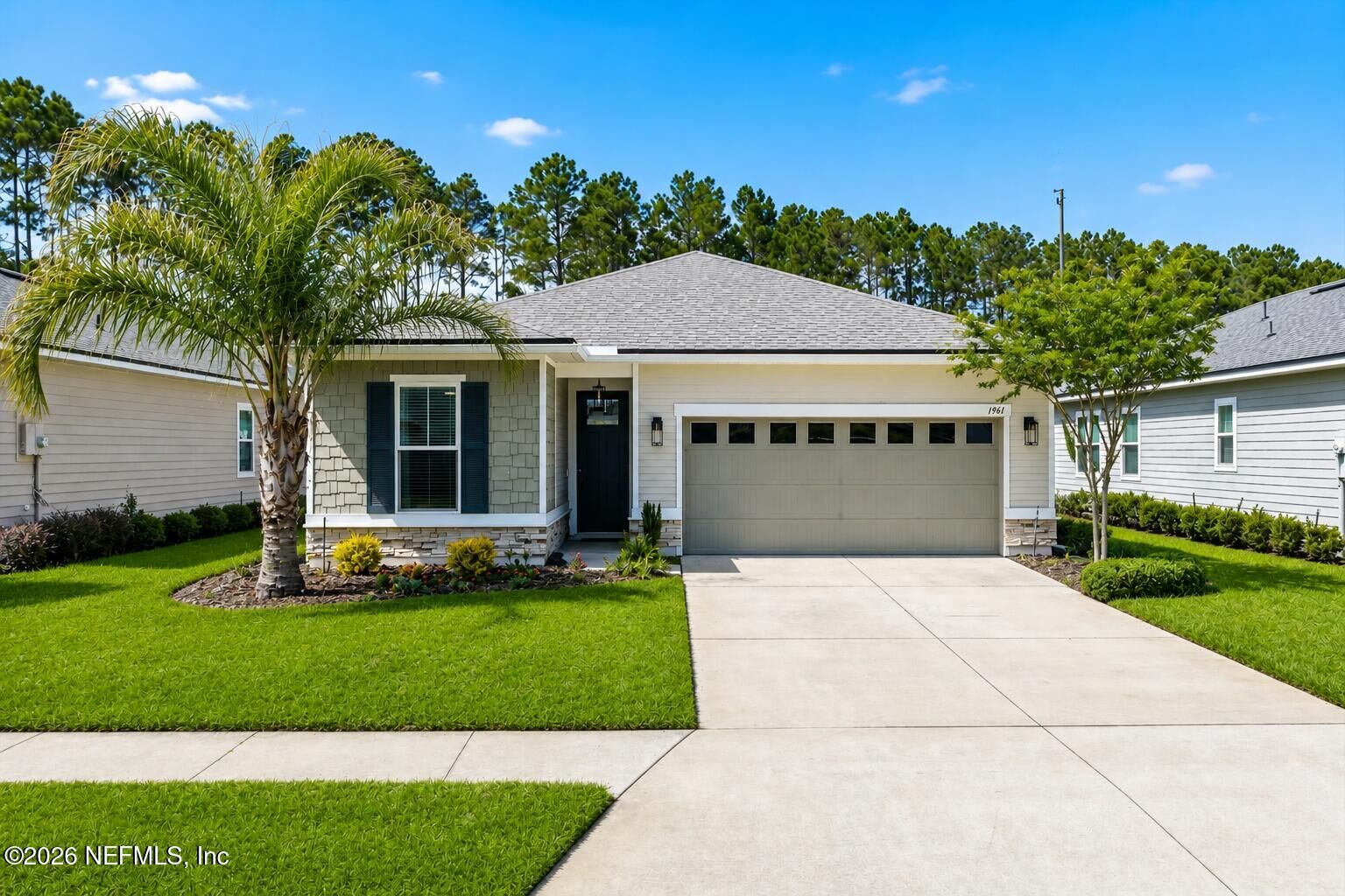 Property Photo:  1961 Amberly Drive  FL 32068 