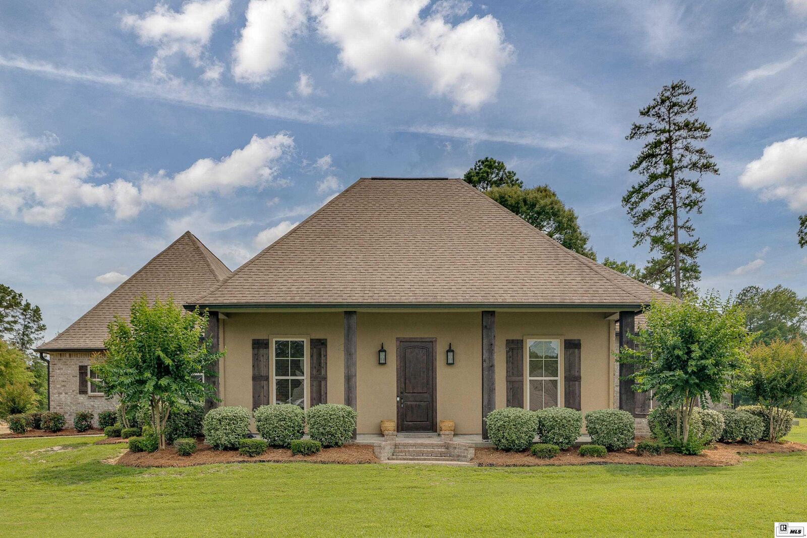 Property Photo: 202 Pinehurst Circle LA 71225