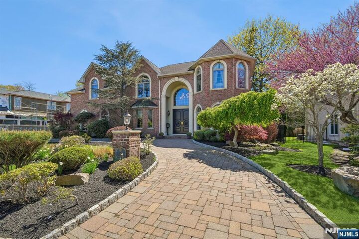 Property Photo:  7 Jean Drive  NJ 07632 