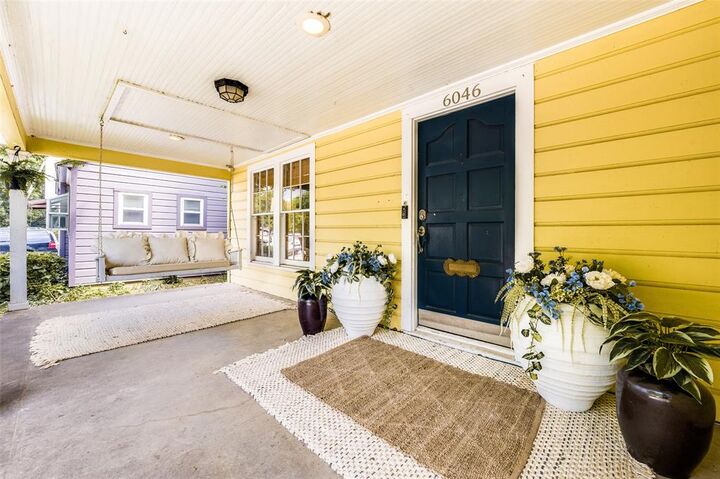 Property Photo:  6046 Penrose Avenue  TX 75206 
