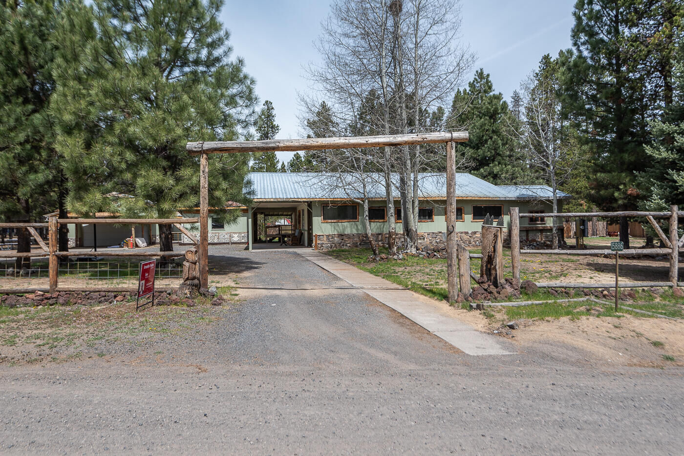Property Photo:  15886 Wright Avenue  OR 97739 