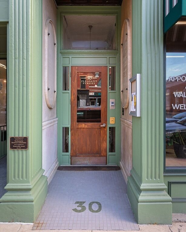 Property Photo:  30 Pleasant Street 5  MA 01060 
