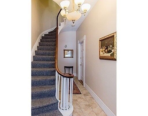 Property Photo:  9 Temple St 1  MA 02114 