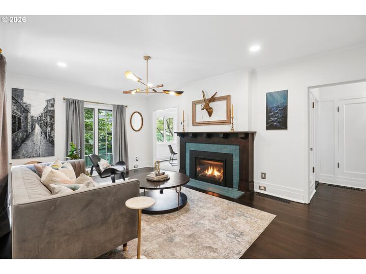 Property Photo:  2730 SW Old Orchard Rd  OR 97201 