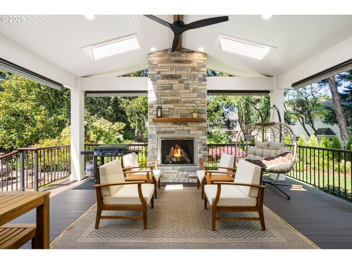 Property Photo:  3855 Rivers Edge Dr  OR 97034 