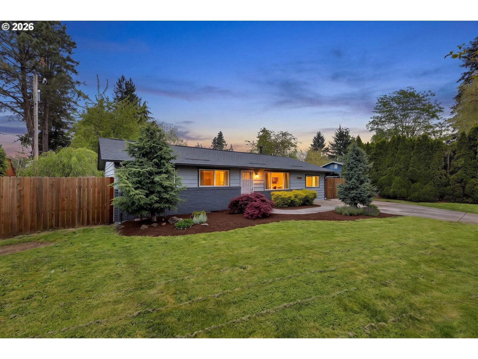 Property Photo:  10312 SE 10th St  WA 98664 