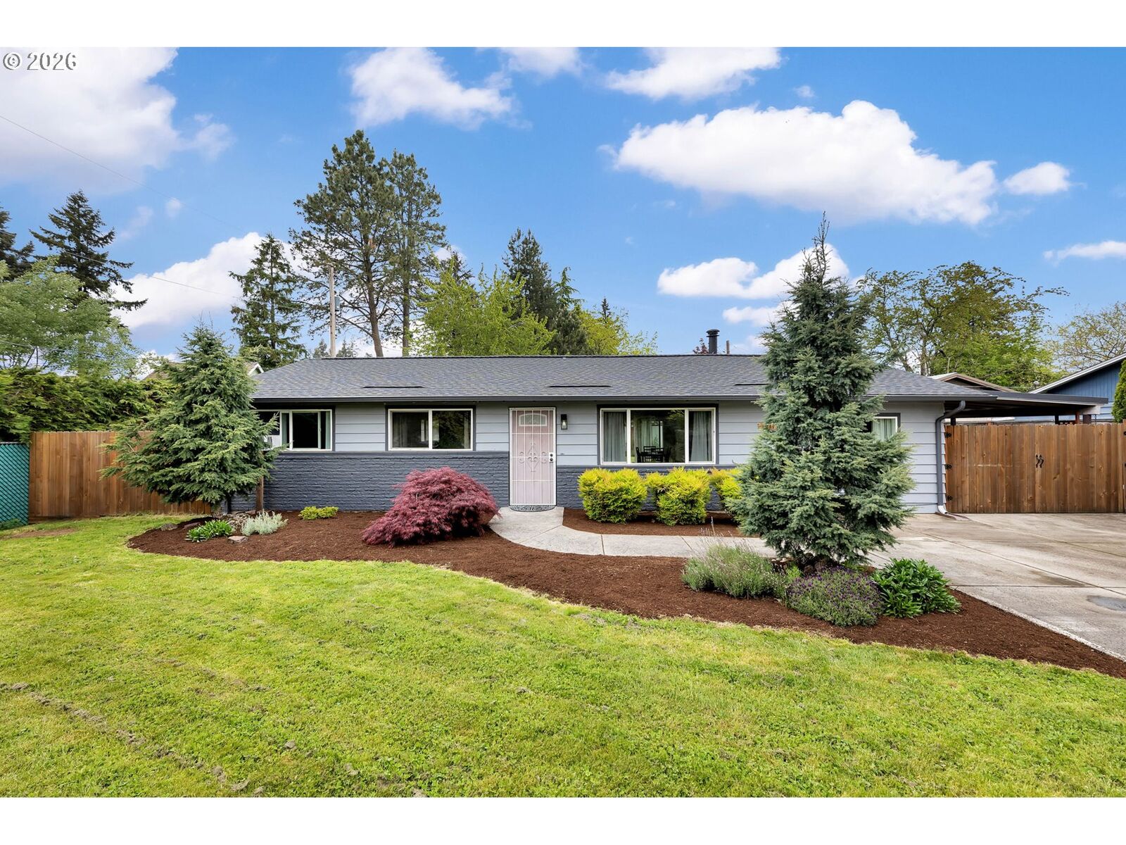 Property Photo:  10312 SE 10th St  WA 98664 
