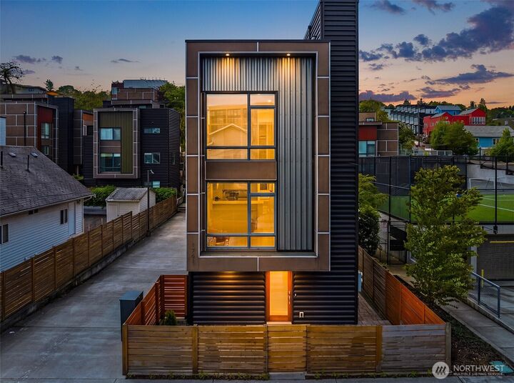 Property Photo:  1761  20th Avenue S  WA 98144 