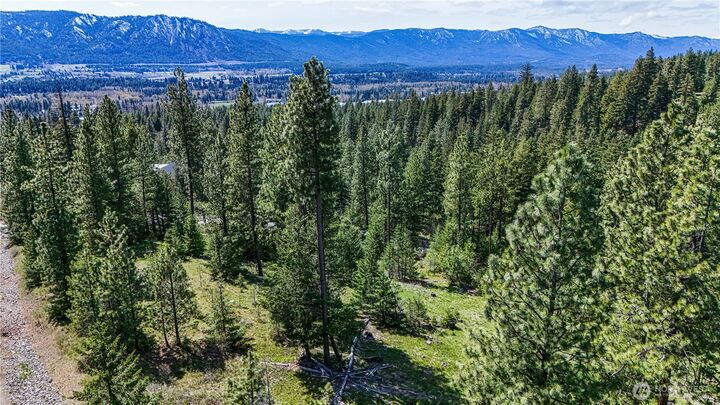 Property Photo:  1631  Creekside Road  WA 98922 
