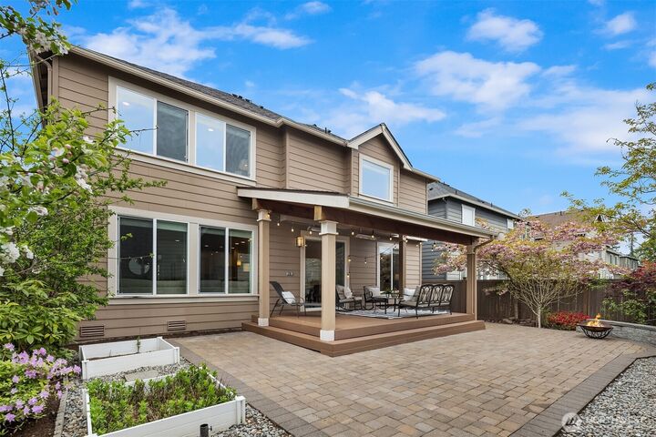 Property Photo:  21417 SE 2nd Street  WA 98074 