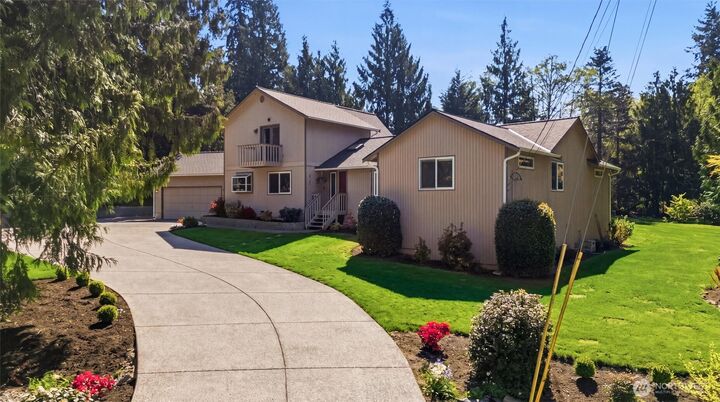 Property Photo:  18125  Snohomish Avenue  WA 98296 