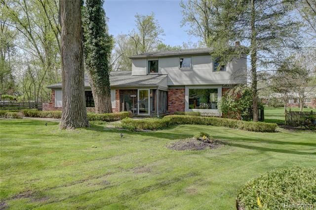 Property Photo:  19341 Devonshire Street  MI 48025 
