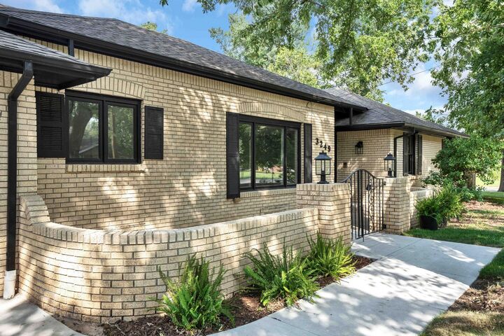 Property Photo:  3249 N Hood Ct  KS 67204 