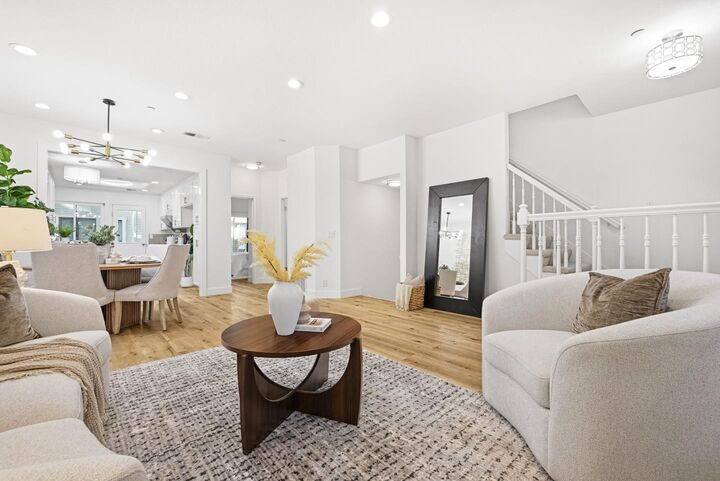 Property Photo:  939 La Mesa Terrace C  CA 94086 