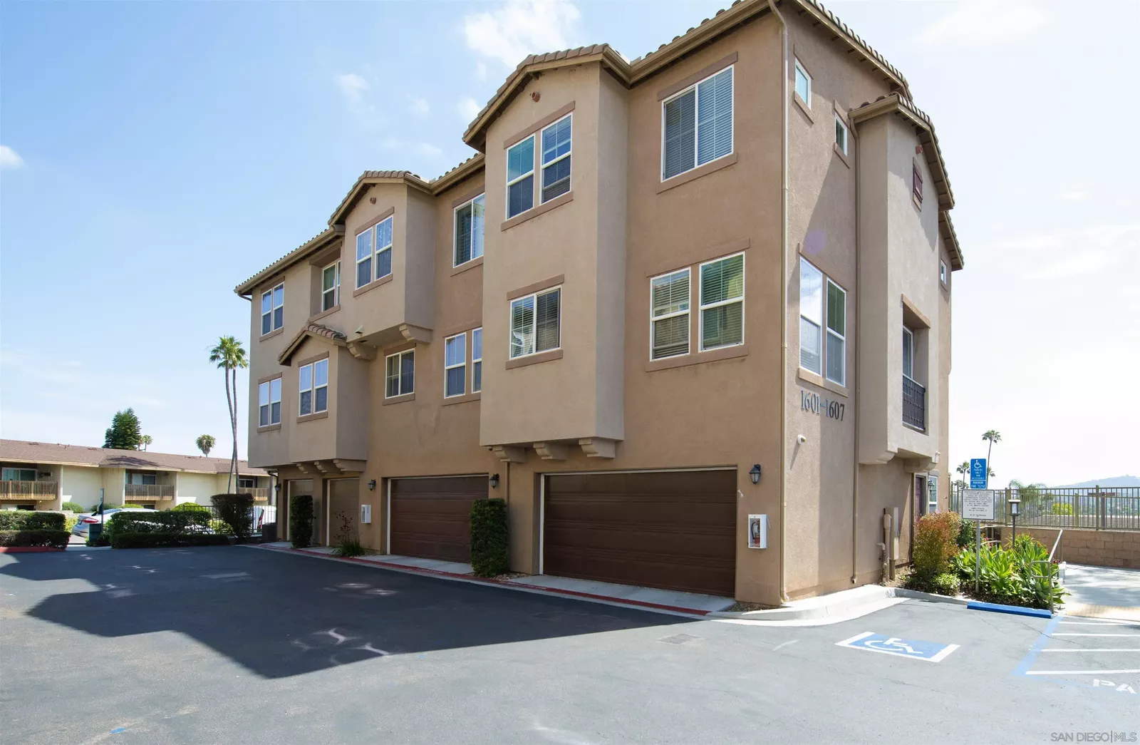 Property Photo:  1605 Waterlily  CA 92078 