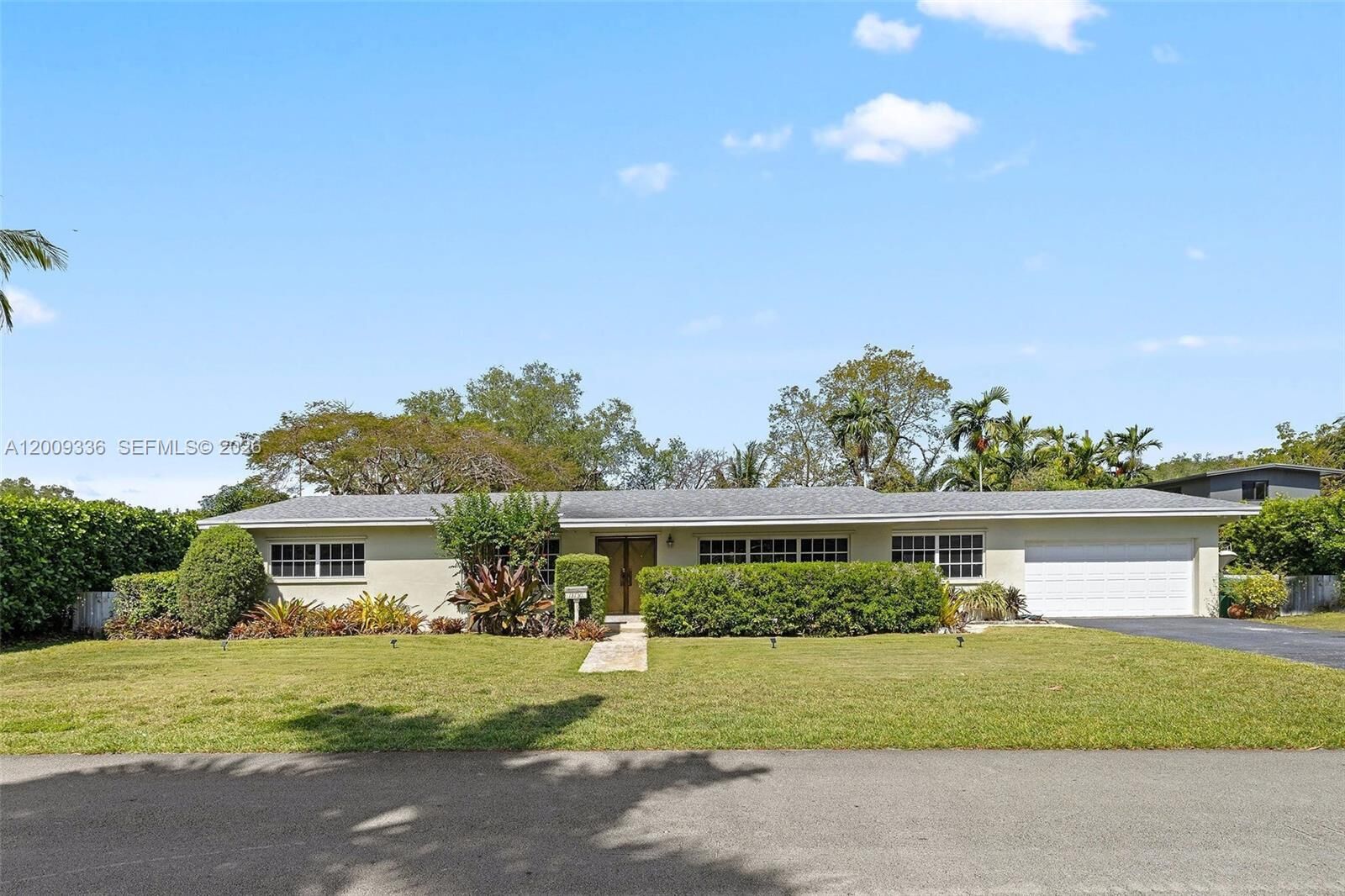 Property Photo:  13730 SW 75th Ave  FL 33158 