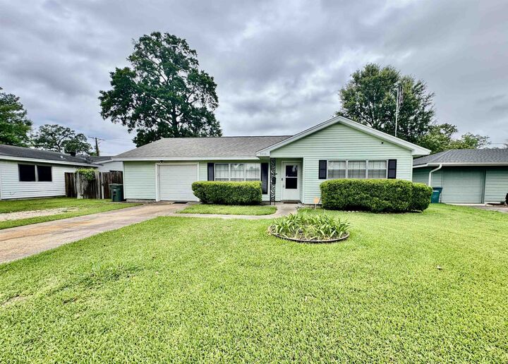 Property Photo: 5050 Swallow Dr. TX 77707