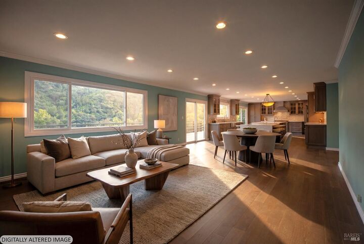 Property Photo:  62 Oakdale Avenue  CA 94901 