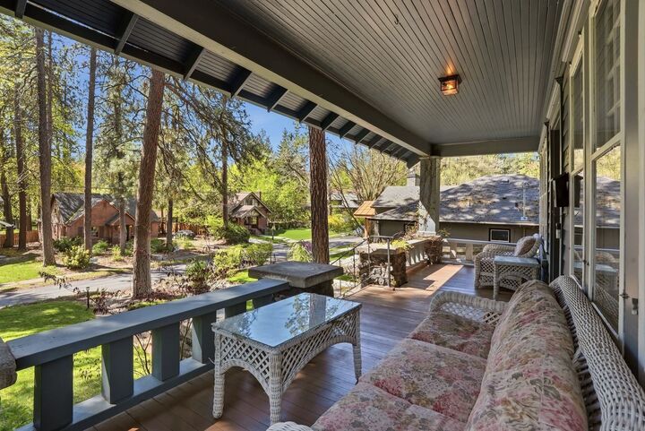 Property Photo:  943 E 16th Ave  WA 99203 