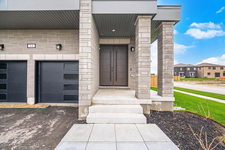 Property Photo: 34 Felhazi Trail S ON L3N 0A4